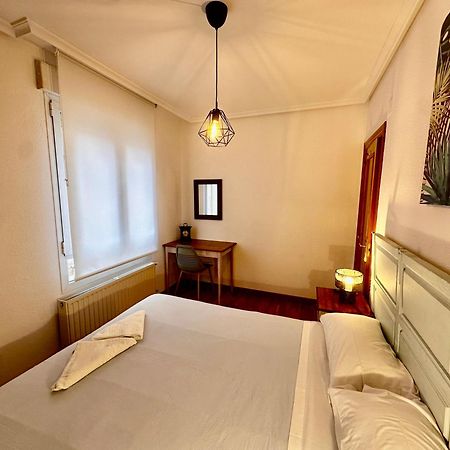 Atuaire Home Balcon Con Vistas A La Catedral De Burgo エクステリア 写真