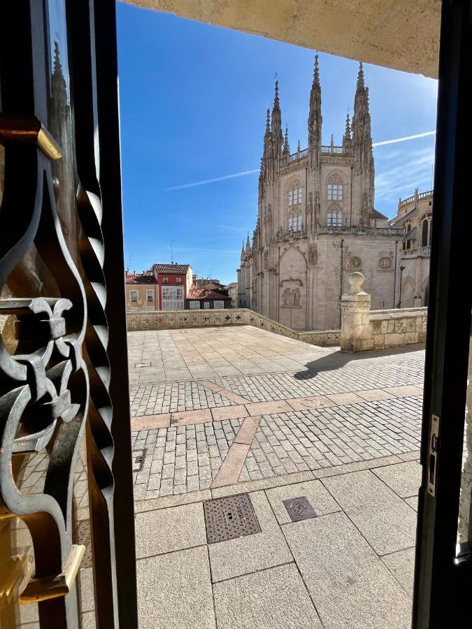 Atuaire Home Balcon Con Vistas A La Catedral De Burgo エクステリア 写真